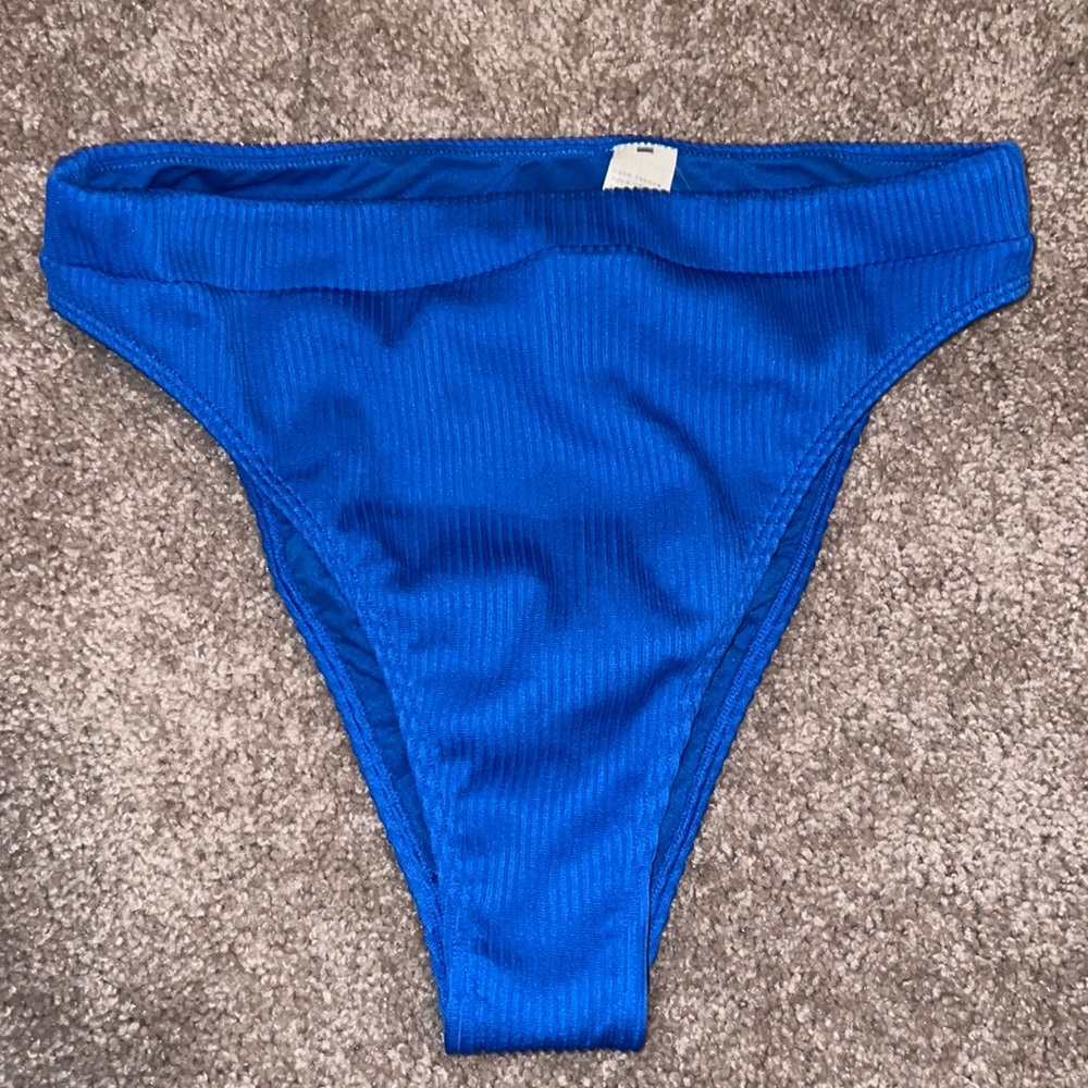 COPY - Hollister swim bottoms